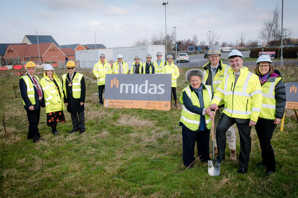 A groundbreaking ceremony was held at Junction 24, Bridgwater to mark work commencing on the new Holiday Inn Express.